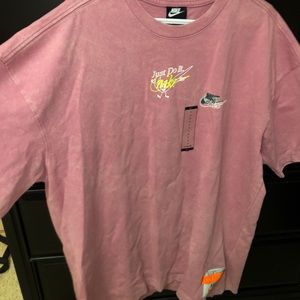 Nike Men’s Large T-Shirt